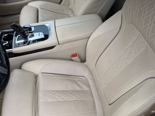 BMW 740 M-Paket 3.0 235kW