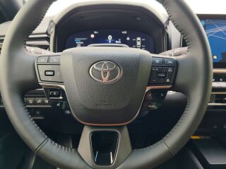 Toyota Camry Premium 137кВ