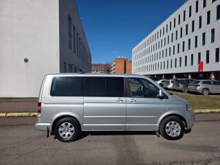 Volkswagen Multivan 2.5 96kW