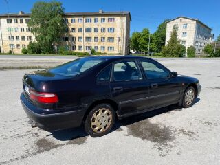 Honda Accord 1.9 85kW
