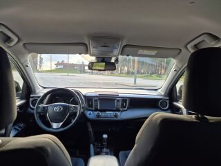 Toyota RAV4 Luxury 2.5 114kW