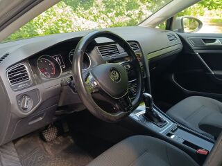 Volkswagen Golf 1.5 96kW
