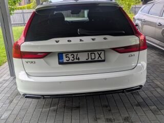 Volvo V90 2.0 140kW