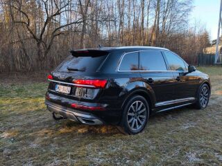 Audi Q7 s line 3.0 170кВ
