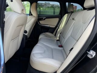 Volvo XC60 SUMMUM AWD   + 2.4 158kW