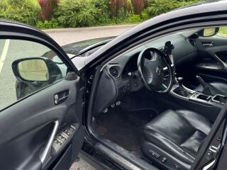 Lexus IS 220 2.2 130kW
