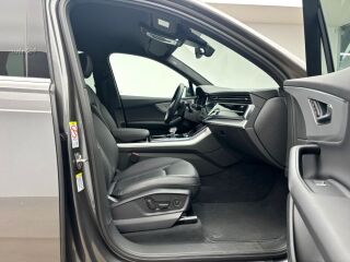Audi Q7 50 TDI quattro 3.0 210кВ