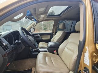 Toyota Land Cruiser 4.5 V8 BiTurbo 195kW