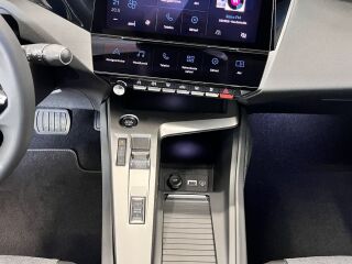 Peugeot 408 Allure Pack PureTech 1.2 96kW