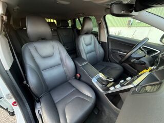 Volvo V60 Summum Facelift EU6 2.0 R4 D4 TDI 133kW