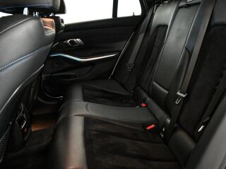 BMW 330 M-Sportpakett 2.0 215кВ