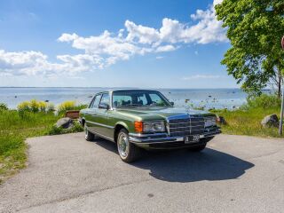 Mercedes-Benz 450 4.5 V8 185кВ