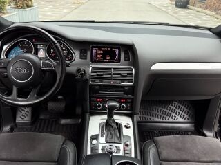 Audi Q7 S-Line black edition 3.0 180кВ