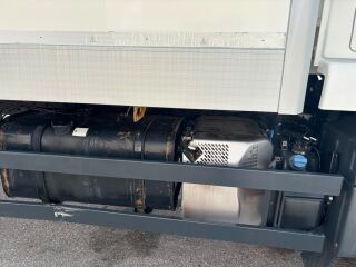 MAN TGM 18.290 4x2 EURO6 + SIDE OPENING EURO 6 213кВ