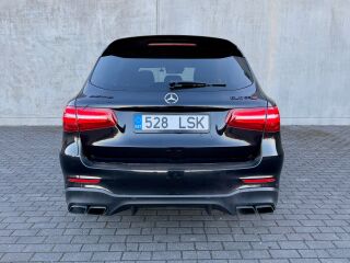 Mercedes-Benz GLC 63 AMG S 4.0 V8 375кВ