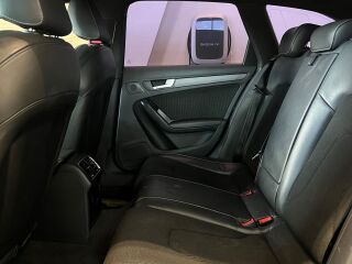 Audi A4 S-Line 2.0 132kW