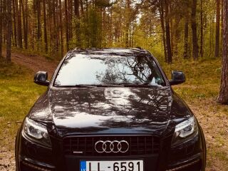 Audi Q7 S-LINE 4.2 240kW