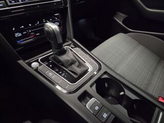 Volkswagen Passat Business 1.5 110kW