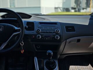 Honda Civic 1.8 103kW