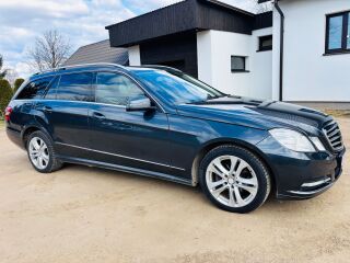 Mercedes-Benz E 200 Elegance 2.1 R4 100kW