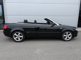 Audi A4 Cabrio S-Line 2.7 TDI 132kW