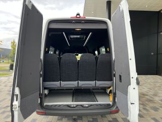 Mercedes-Benz Sprinter 519CDI 22+1+1 2.0 R4 140kW