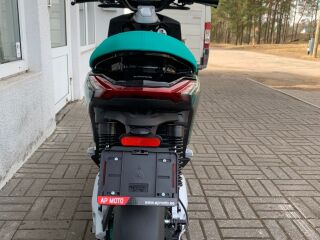 Piaggio 1