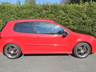 Volkswagen Golf GTI 2.0 147kW