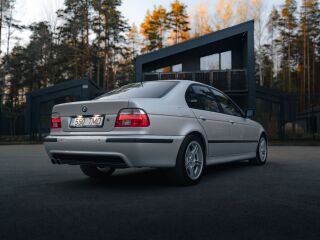 BMW 525 2.5 R6 141кВ