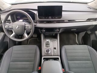 Mitsubishi Outlander Instyle 4WD 2.4 PHEV 225kW