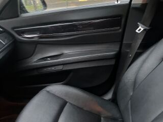 BMW 730 3.0 180кВ