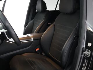 Mercedes-Benz GLC 300 de 4Matic AMG 2.0 R4 145kW
