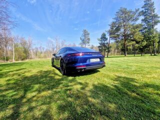 Porsche Panamera 4 e-hybrid 2.9 343кВ