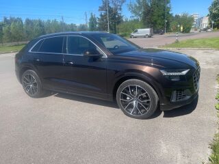 Audi Q8 55 TFSI Quattro 3.0 250кВ