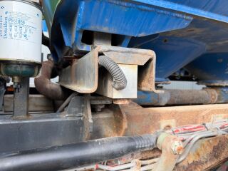 Scania 114 8x2
