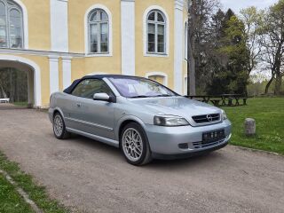 Opel Astra Bertone 1.8 92kW