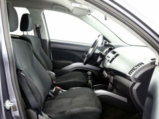 Mitsubishi Outlander Comfort 4x4 2.0 DI-D 103kW