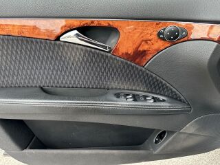 Mercedes-Benz E 240 Elegance 2.6 130kW
