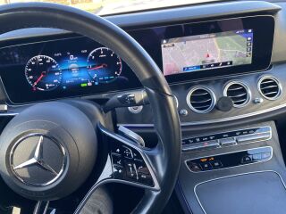 Mercedes-Benz E 220 2.0 147kW