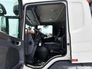 Scania P320 6x2*4 235kW