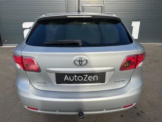 Toyota Avensis Linea Sol Style 2.0 112kW