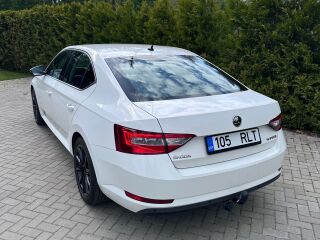 Skoda Superb 1.8 132kW