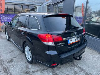 Subaru Legacy 2.5 127kW