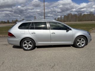 Volkswagen Golf Style 2.0 103kW