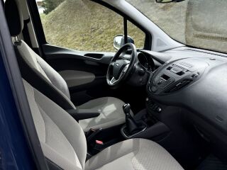 Ford Tourneo Courier 1.0 74kW