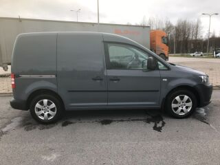 Volkswagen Caddy 1.6 75кВ