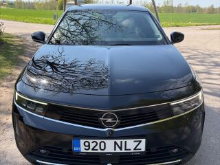 Opel Astra Innovation Plus 5D 1.2 96кВ