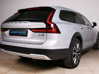 Volvo V90 Cross Country AWD PLUS BRIGHT INTELLI SAFE PRO 2.0 B4 KERS Mild Hybrid 145kW
