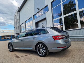 Skoda Superb LAURIN&KLEMENT 4X4 2.0 R4 TDI 140kW