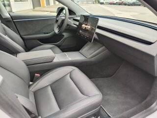 Tesla Model 3 Long Range Dual Motor 366kW